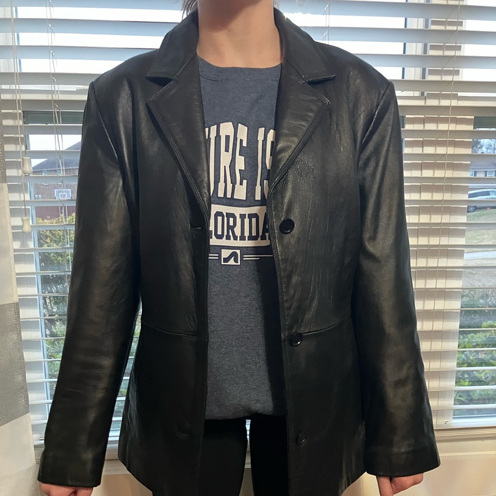 Black Nicole Miller medium leather jacket.